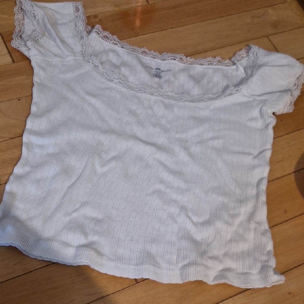 Brandy Melville White Lace Trim Short Sleeve Top